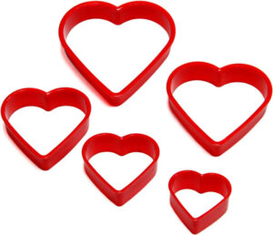 7 PCS POLY PLAIN VOL AU VENT CUTTER SET - HEART-SHAPED PLASTIC