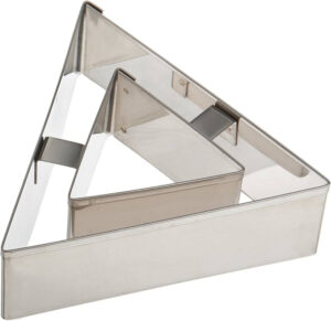 6 PCS PLAIN VOL AU VENT CUTTER SET - TRIANGLE METAL